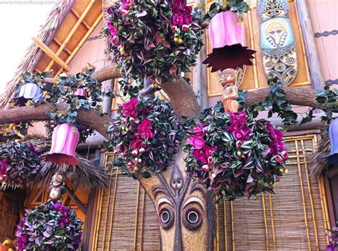 Mouse Troop: Life Falls From Tiki Room's Tangaroa