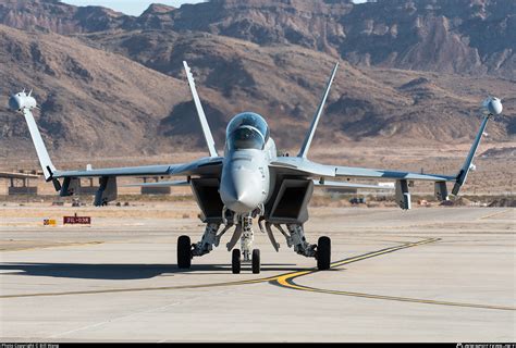 169145 US Navy Boeing EA-18G Growler (F/A-18F) Photo by Bill Wang | ID 1017652 | Planespotters.net