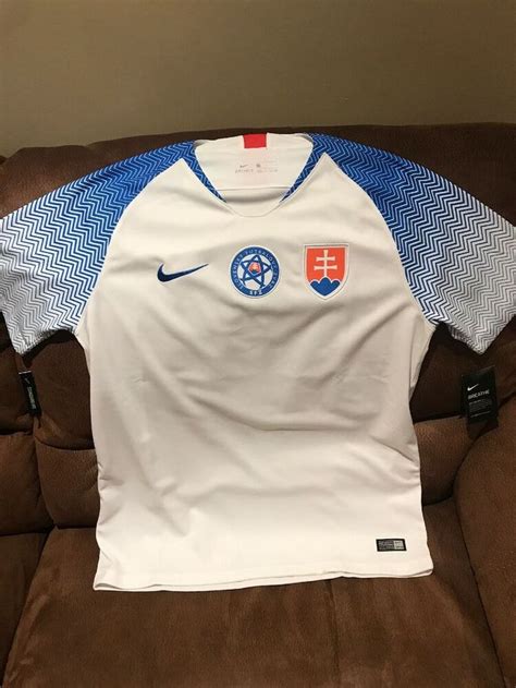 Nike Slovakia slovensky National Team soccer jersey NWT size L mens ...