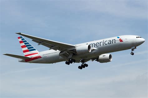 Boeing 777-200 American Airlines. Photos and description of the plane