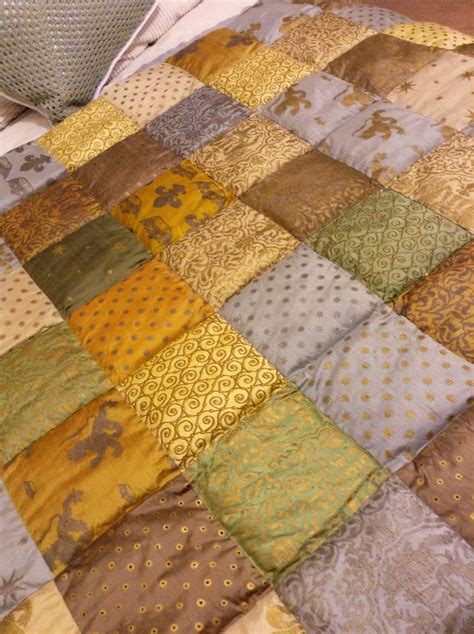 Hand made raw silk quilt | Japanese quilts, Applique quilts, Silk quilt