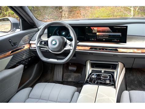 2024 BMW i7: 65 Interior Photos | U.S. News