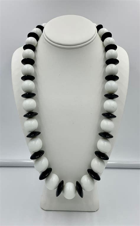 Black Onyx White Onyx 44 Diamond Necklace 14 Karat Gold For Sale at 1stDibs