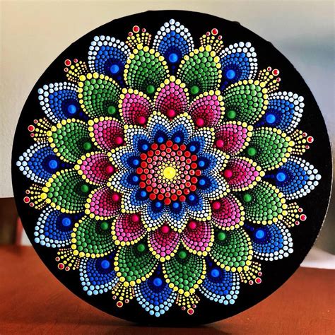 Color ráfaga punto Mandala en 12 lienzo redondo estirado en tonos de ...