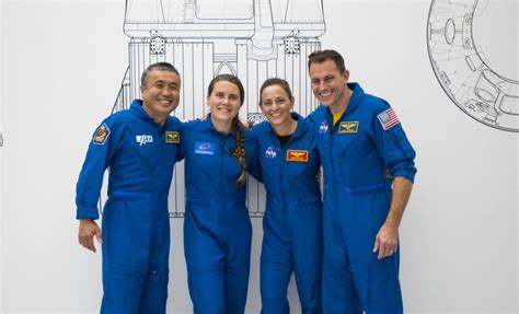 NASA, SpaceX Adjust Crew-5 Launch Date – Commercial Crew Program