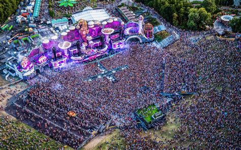 Sick aerial shot from Tomorrowland 2018 Weekend Two in Boom, Belgium. (Photo by: Tomorrowland ...