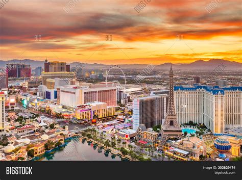 Las Vegas, Nevada, USA Image & Photo (Free Trial) | Bigstock