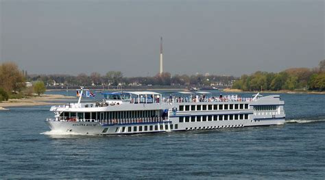 Dining Guide and Restaurant Reviews | Spirit of the Rhine | Saga Cruises