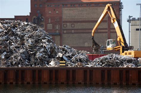 Why Scrap Metal Recyclers Need to Know Their Steels