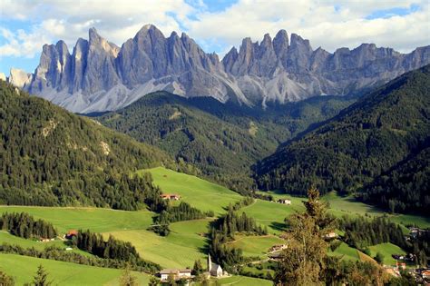 DOLOMITI - VAL DI FUNES - SANTA MADDALENA E ODLE | + 50.000 … | Flickr