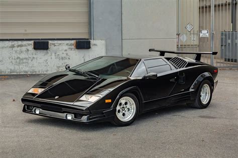 Arriba 91+ imagen lamborghini countach 25th anniversary edition - Abzlocal.mx