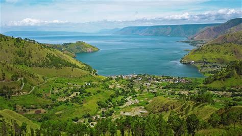 Lake Toba Made Easy: Experience the Beauty of Indonesia's Largest ...