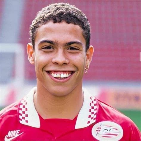 Morbidität Konvergieren Königin r9 ronaldo Korrupt Anpassungsfähigkeit frühreif