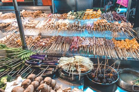 Delicious Street Food! Jalan Alor Night Market | The Travel Quandary