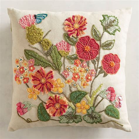 Beaded Desert Floral Pillow | Kırlentler, Elde nakış, Elişi fikirleri