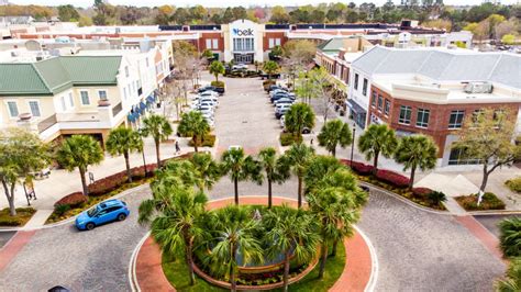 Mount Pleasant Towne Centre | Charleston Area CVB