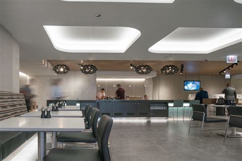 american airlines flagship lounge ord-26 - Andy's Travel Blog