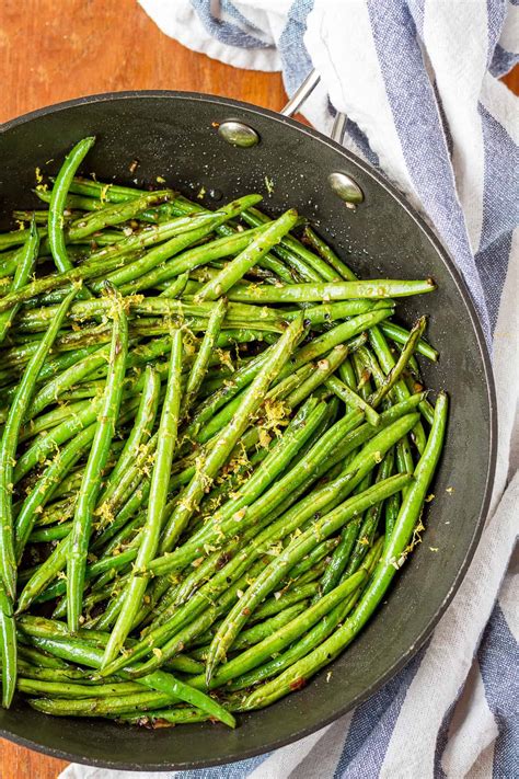 Sauteed Green Beans with Garlic Side Dish - Unsophisticook