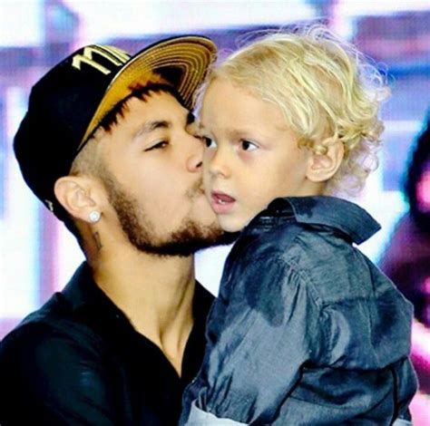 23/12 Neymar and his son Davi at the inauguration of the Neymar Jr ...