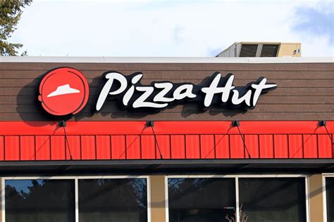 Up To 300 Pizza Hut Locations Are Set To Close