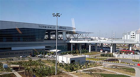 Delhi Airport T3 Parking Can Now Accommodate up to 4300 cars at a Time ...