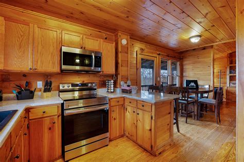 Eagles View Ridge - Cabin Rental - A Blue Ridge Vacation | A Blue Ridge Vacation