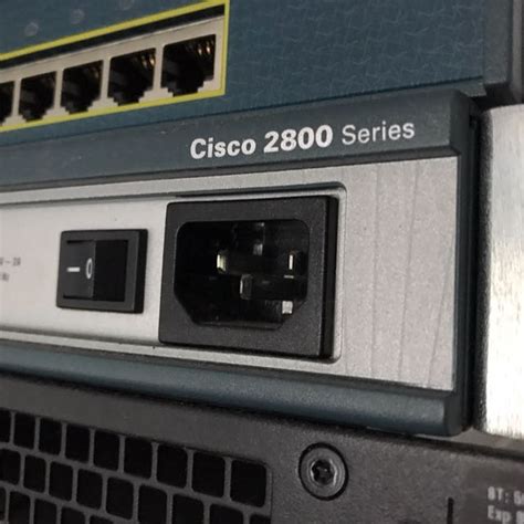 Cisco 2811 Router, Computers & Tech, Parts & Accessories, Networking on ...