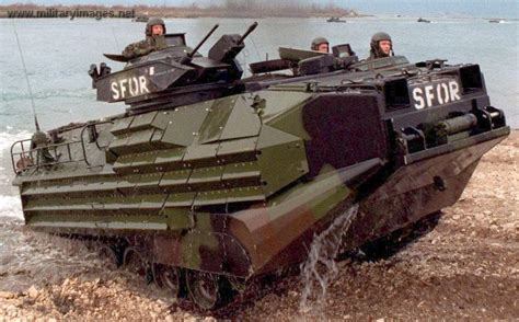 Assault Amphibious Vehicle - AAVP7A1 | A Military Photo & Video Website