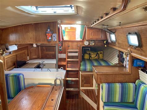 A Pacific Seacraft Crealock 37 for Sale