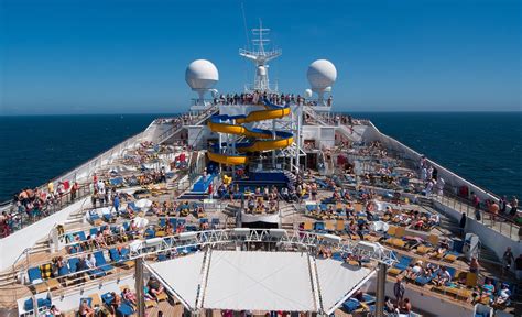 This is the Ultimate Cruise Ship Tracker