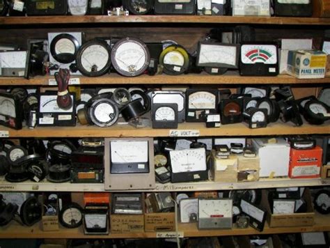 Vintage surplus electronics mega-warehouse - Boing Boing