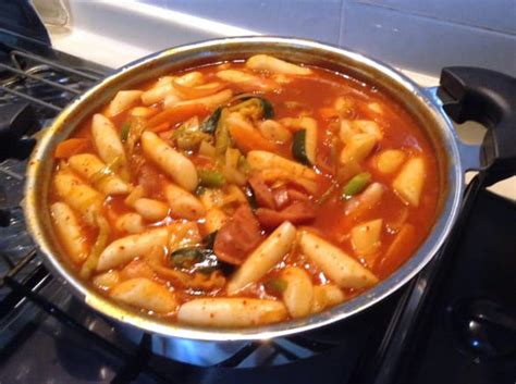 Korean food photo: 3rd attempt..my best lovely ddeokbokki! on Maangchi.com