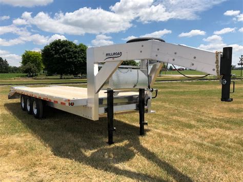 Gooseneck Trailers | Millroad Manufacturing Inc.