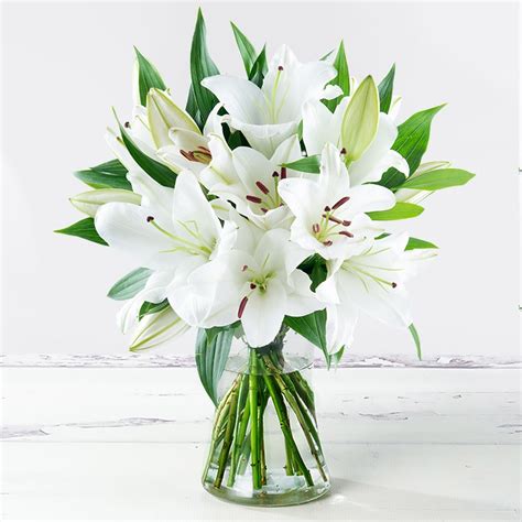 Casablanca Lily Bouquet