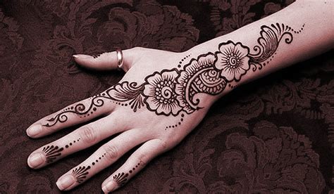 Simple Eid Mehndi Designs | Pakistani Girls Mehndi Images