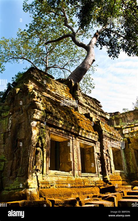 Ancient Angkor city in Cambodia Stock Photo - Alamy