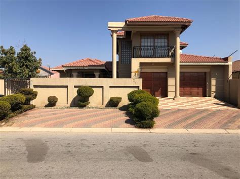 For Sale of House in Polokwane, Polokwane(TIV_13798641)- Persquare