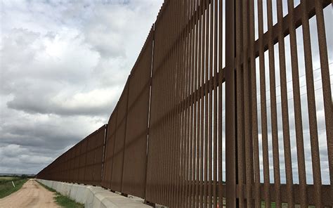 Sierra Vista firm gets contract for part of border wall construction