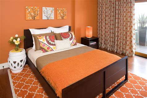 I love this room! Its so fun and colorful. I love the tree pictures. | Bedroom orange, Bedroom ...