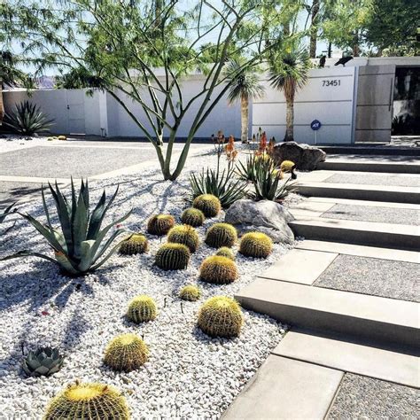 Lately, we've been doing landscape design for clients and we are loving it… #DiseñodeJard ...