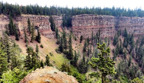 Painted Chasm - Discover British Columbia With Teresa The Traveler