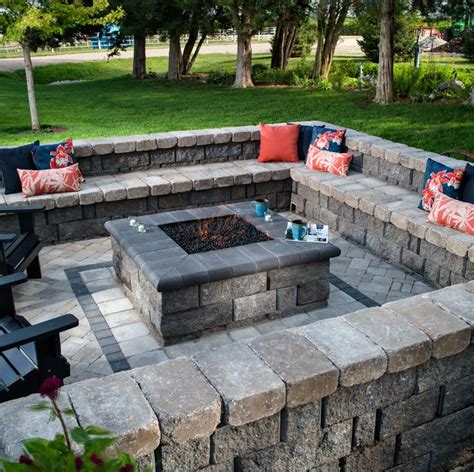 Inspiration | Backyard fire, Outdoor fire pit seating, Outside fire pits