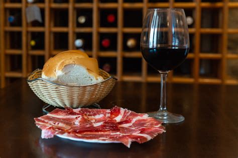 10 Best Wine Bars in Madrid You Need to Visit in 2024