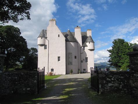 Barcaldine castle, Oban, Scotland | Scotland travel, Lets run away ...