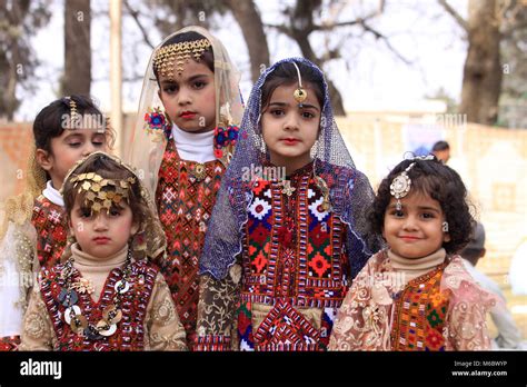 Quetta, Pakistan. 02nd Mar, 2018. People wear traditional Balochi Dress ...