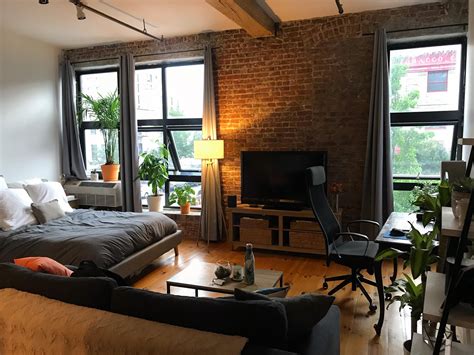 My 400sq Brooklyn studio (not one bedroom) https://ift.tt/2sGZ4VN | Studio apartment living, One ...