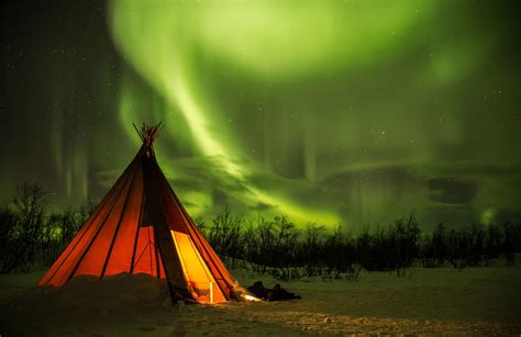 Northern Lights Winter Photography Tour in Abisko National Park