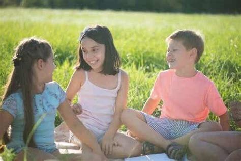 Socialization in Children: 4 Key Concepts - You are Mom