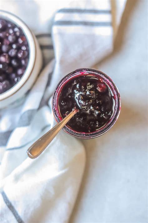 Easy Huckleberry Jam Recipe: Homemade and Simple