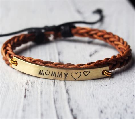 Personalized Bracelets For Moms | knittingaid.com